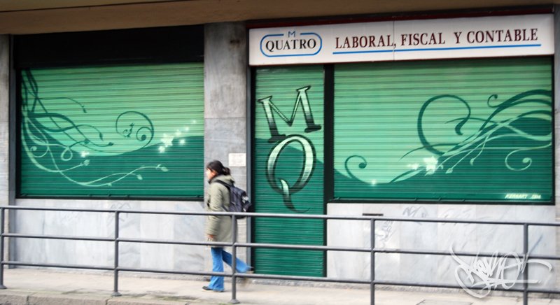 Metal shutter Quatro shop in Bilbao (2008)