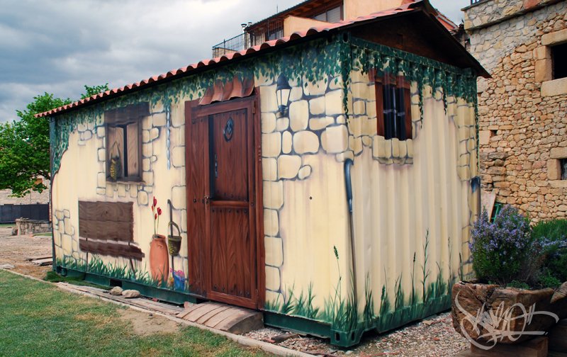 Marce`s container in Santocildes, Burgos 2 (2011)