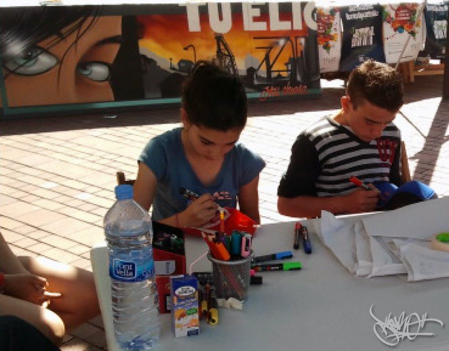 Taller de customización de gorras en Sestao, Bilbao (2012)