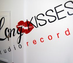 Estudio LongKisses en Portugalete, Bilbao (2009)